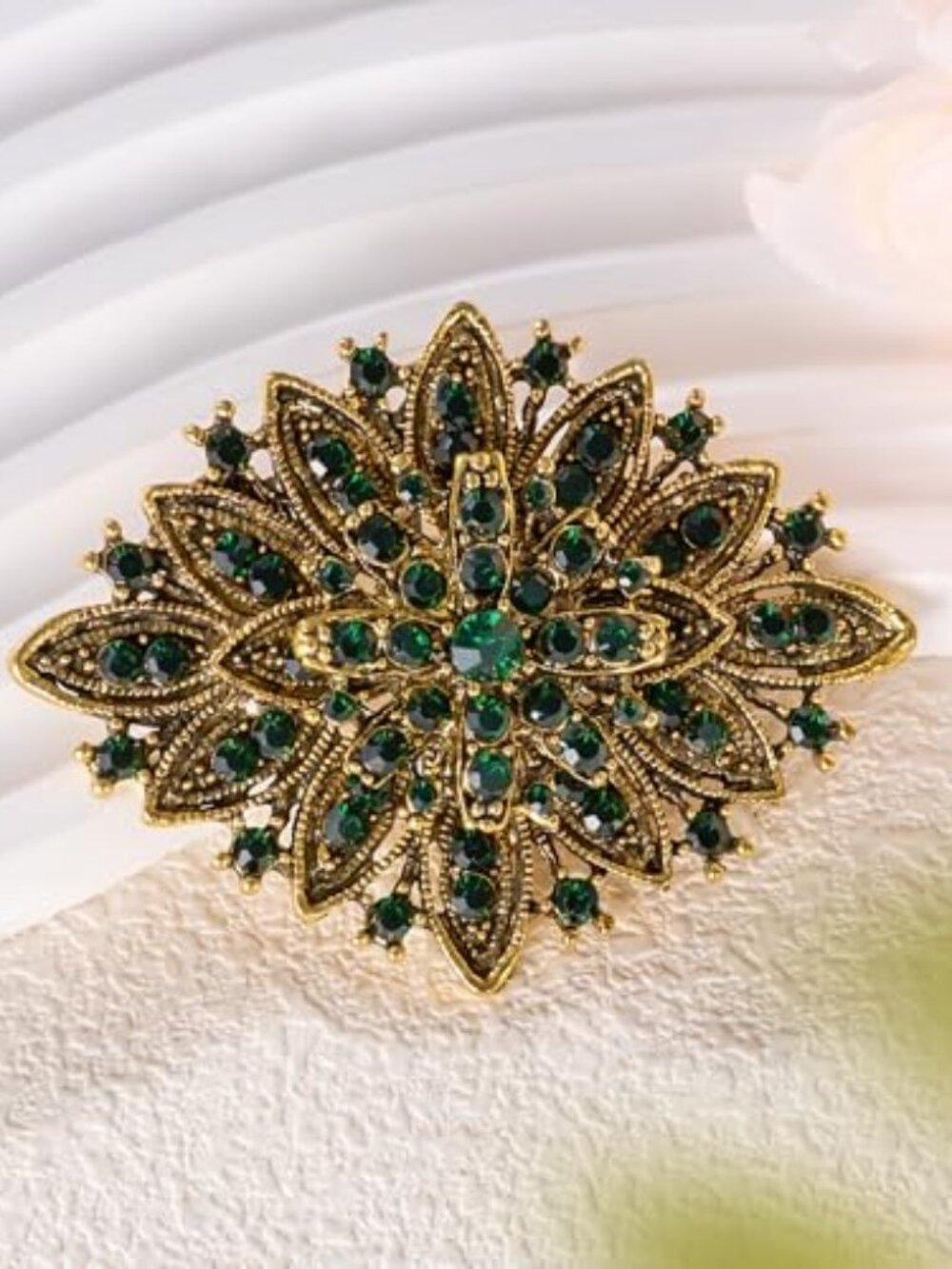 New - Vintage Art Deco Crystal Rhinestone Brooch Pin for Women